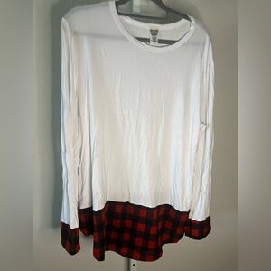 NWOT Color Bear White and Red Plaid Long Sleeve Top